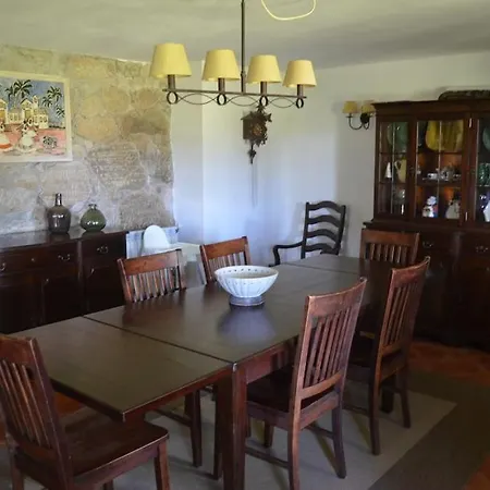 Charming House With Pool, Minho, Portugal Vakantiehuis
